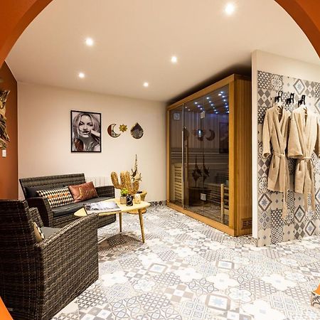 Le 49 Cote Parc & Spa Domblans Екстериор снимка